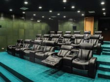 تجهیز سینمای خصوصی برج میلاد